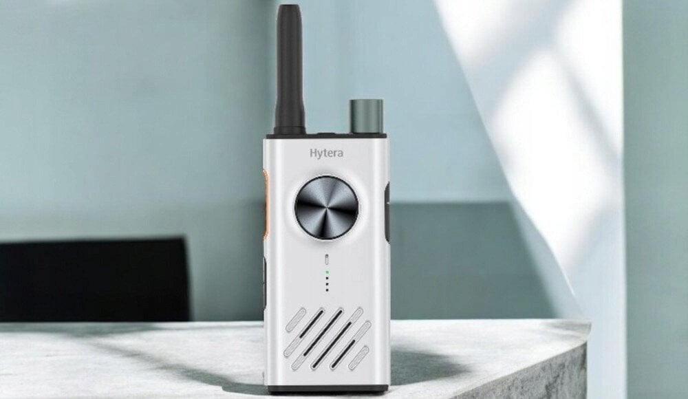 HYTERA Analogais radiotelefons AP325, 430-470 MHz