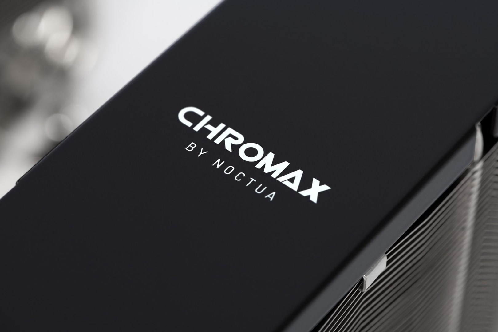 Noctua HC8 chromax.black CPU-Kühler-Abdeckung -
