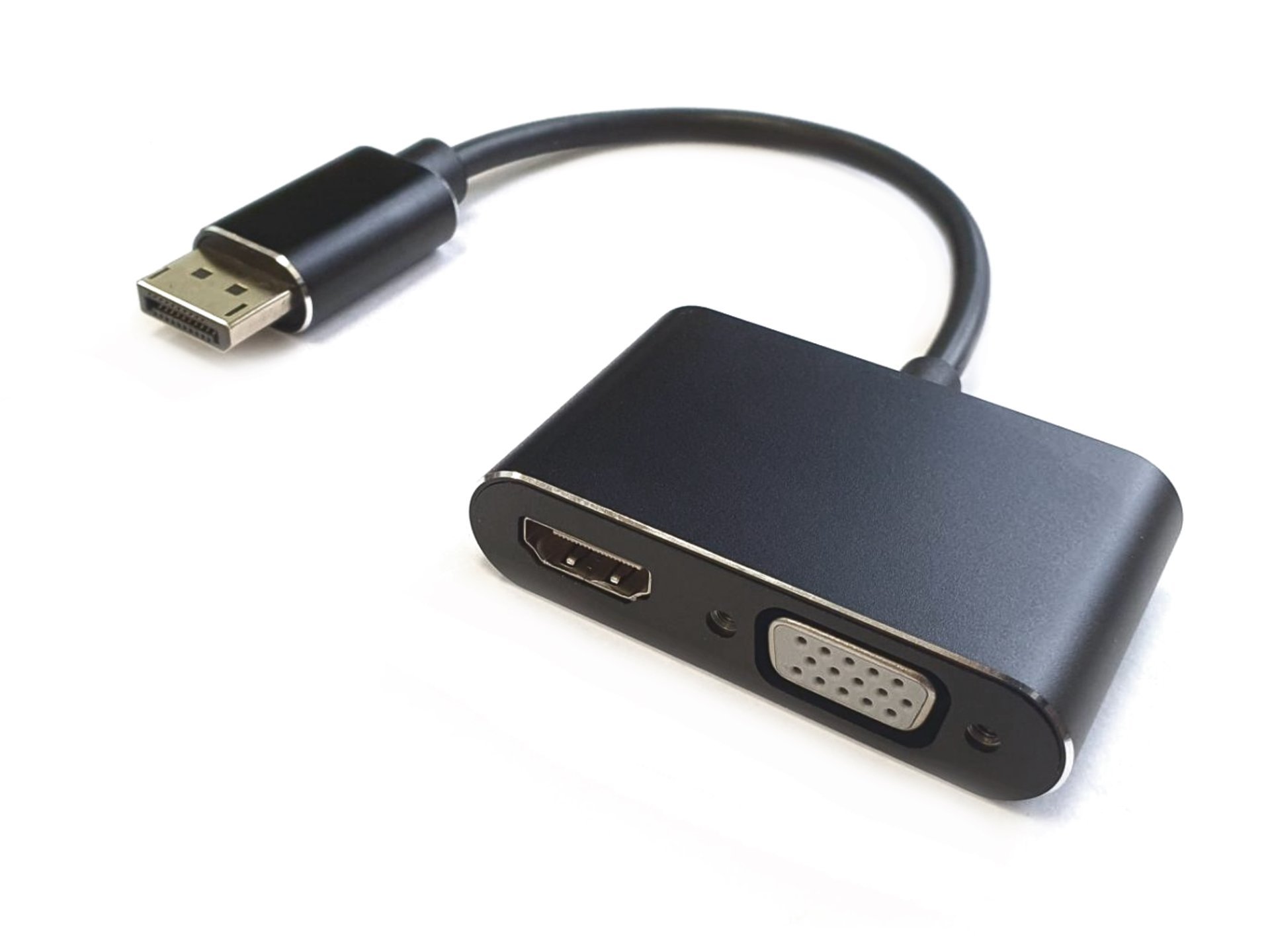 RoGer DisplayPort uz HDMI + VGA